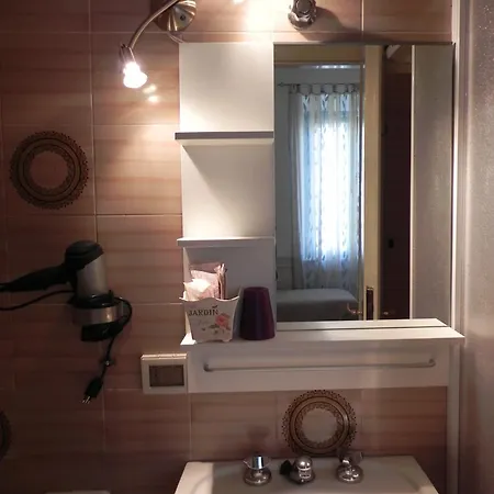 Отель Ondina 2*