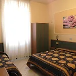 Hotel Ondina Viareggio